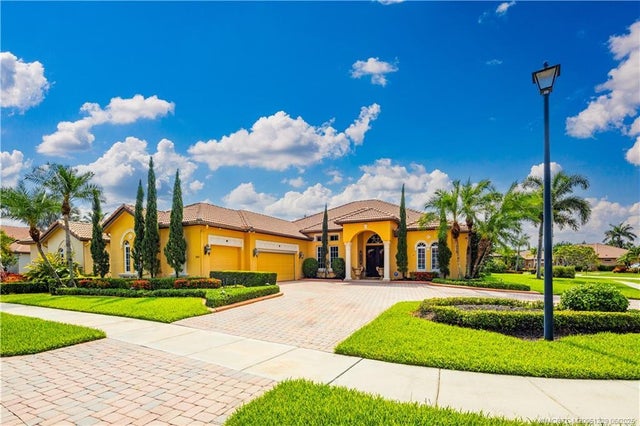 2 of 38 - 849 Sw Grand Reserves Boulevard, Port Saint Lucie, FL