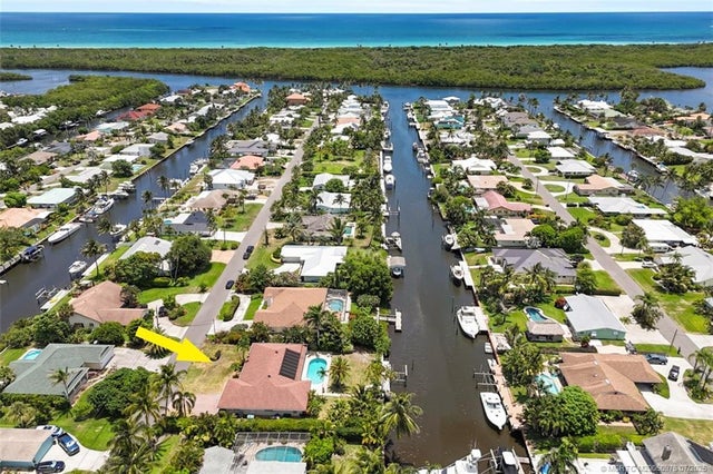 2 of 60 - 8318 Se Coconut Street, Hobe Sound, FL