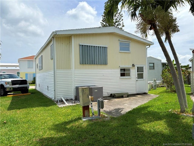 4 of 50 - 918 Nettles Boulevard, Jensen Beach, FL