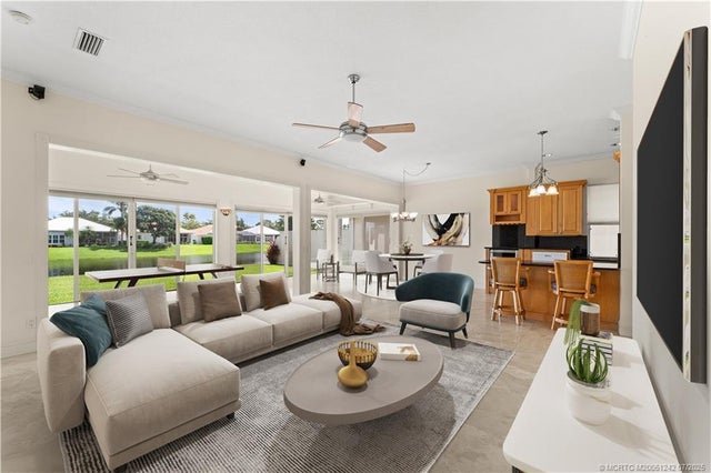 4 of 35 - 2018 Sw Mayflower Drive, Palm City, FL