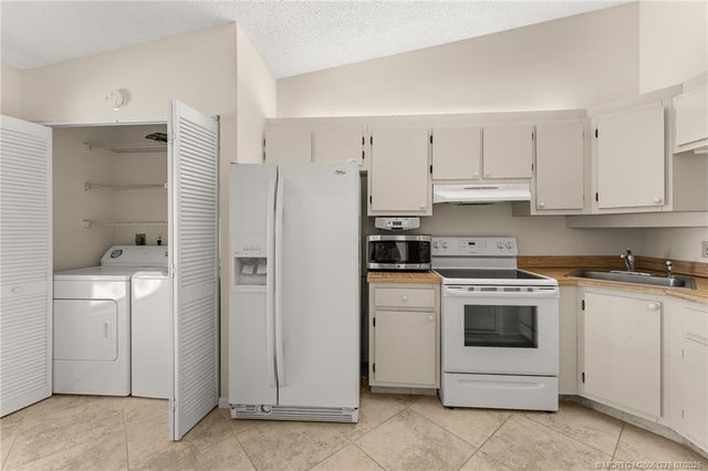 5 of 34 - 1454 Sw Silver Pine Way #101b, Palm City, FL