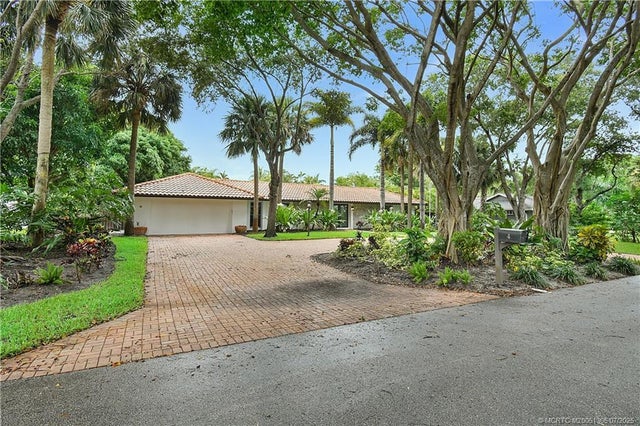 5 of 58 - 4 Copaire Road, Sewalls Point, FL
