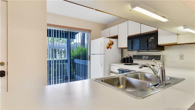 5 of 27 - 1481 Ne 14th Court #u3, Jensen Beach, FL