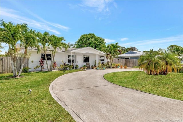 2 of 32 - 1894 Se Lafayette Street, Stuart, FL
