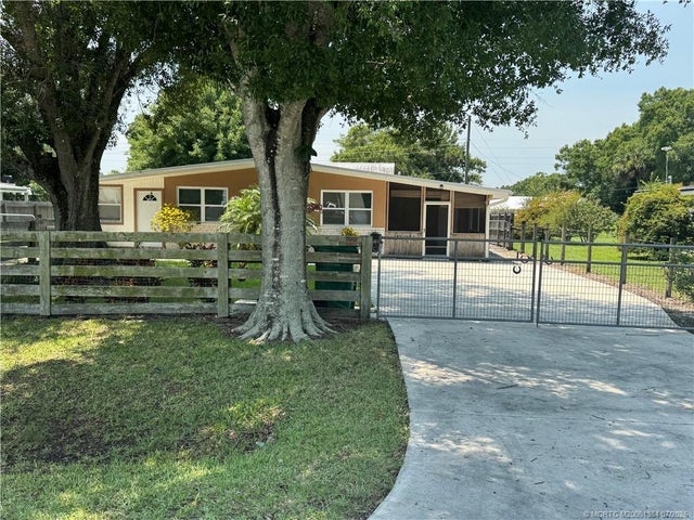 3 of 21 - 1005 Nw 5th Street, Okeechobee, FL