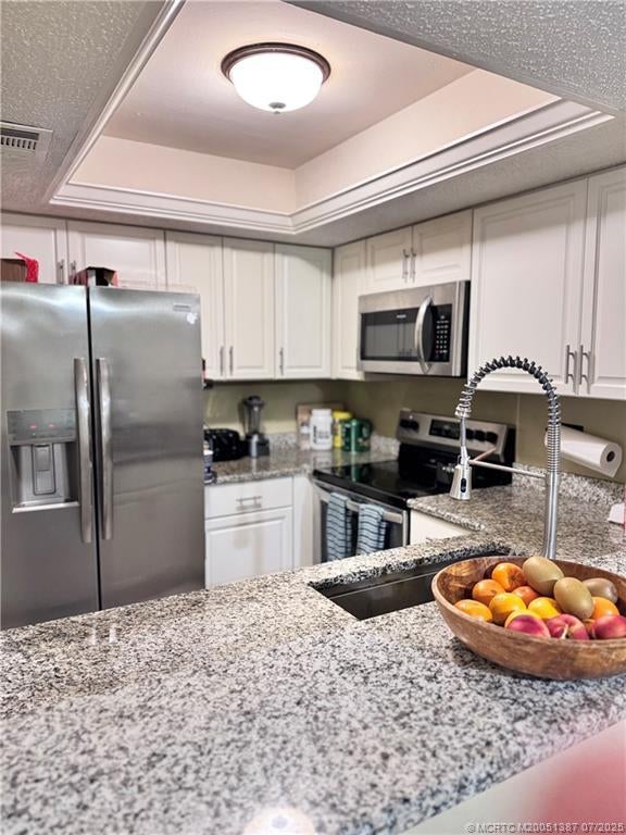 5 of 14 - 1537 Se Royal Green Circle #206, Port St Lucie, FL