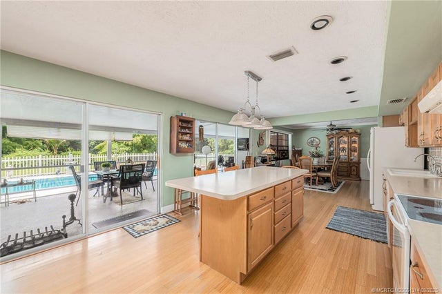 4 of 37 - 1248 Sw Fast Street, Palm City, FL