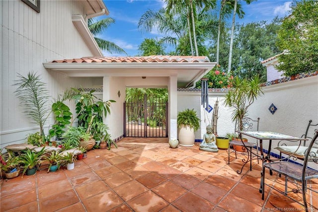 4 of 19 - 221 Se Coconut Avenue, Stuart, FL