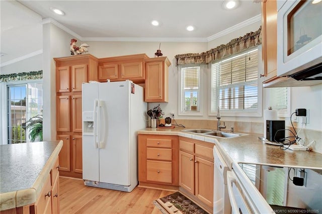 5 of 100 - 4449 Royal Manor Boulevard, Boynton Beach, FL