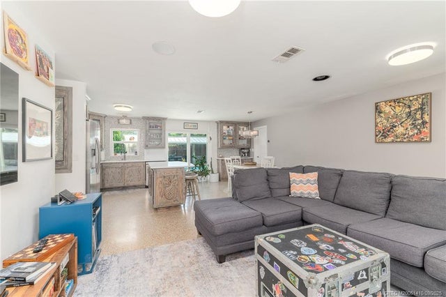 2 of 32 - 2859 Ne Hickory Ridge Avenue, Jensen Beach, FL