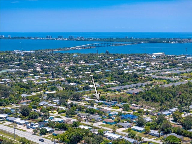 5 of 32 - 2859 Ne Hickory Ridge Avenue, Jensen Beach, FL