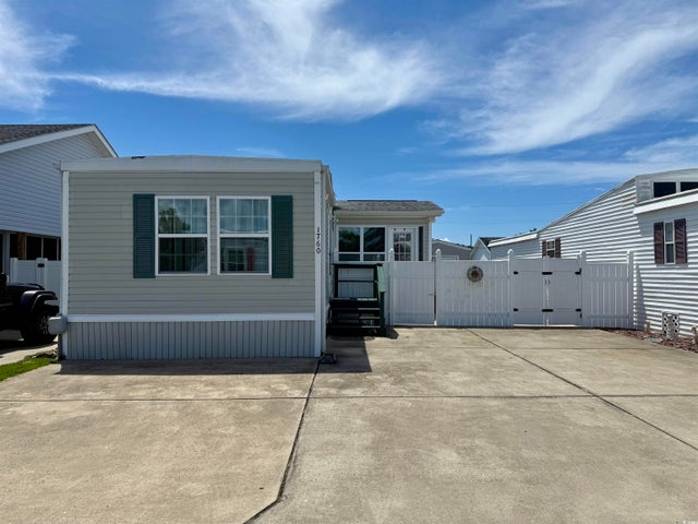 Photo of Listing #2517585