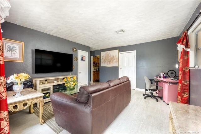 4 of 21 - 509 Nw 2nd Street, Boynton Beach, FL