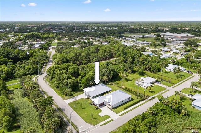 3 of 37 - 5470 Se Front Avenue, Stuart, FL