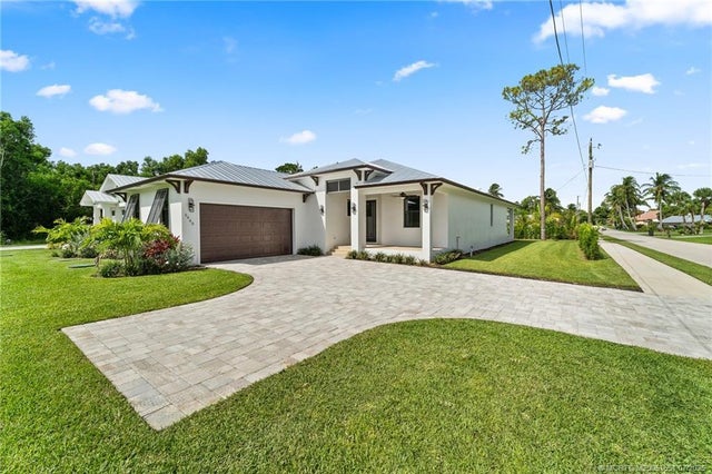 3 of 40 - 5460 Se Front Avenue, Stuart, FL