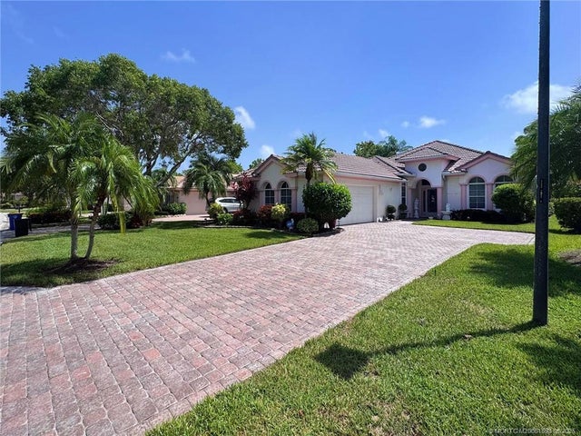 4 of 60 - 3689 Nw Royal Oak Drive, Jensen Beach, FL