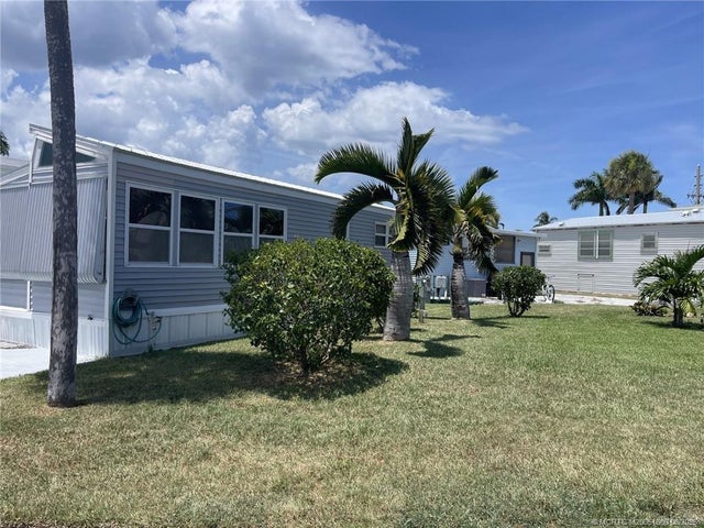 4 of 44 - 1002 Nettles Boulevard, Jensen Beach, FL