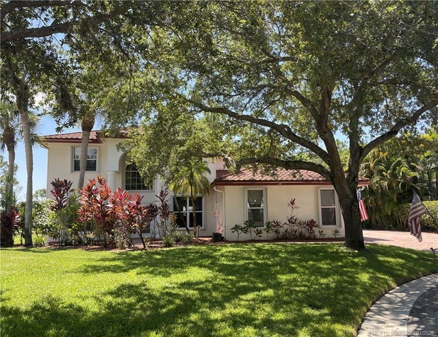 8006 Sw Yachtsmans Drive, Stuart