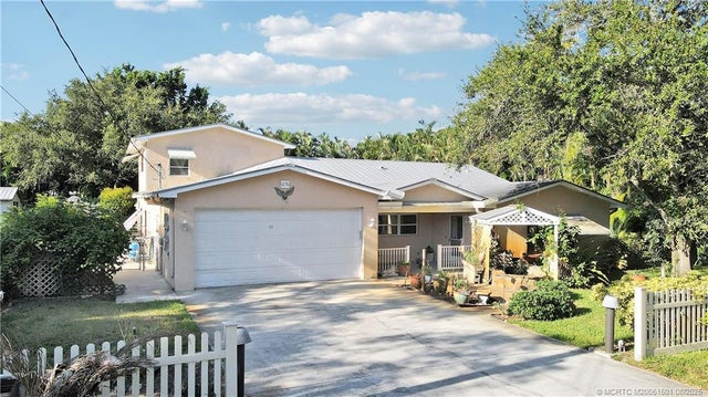 3 of 48 - 1030 Sw 31st Street, Palm City, FL