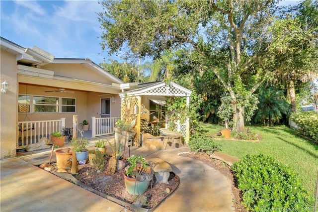 5 of 48 - 1030 Sw 31st Street, Palm City, FL