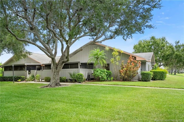1 of 37 - 4081 Nw Cinnamon Tree Circle, Jensen Beach, FL