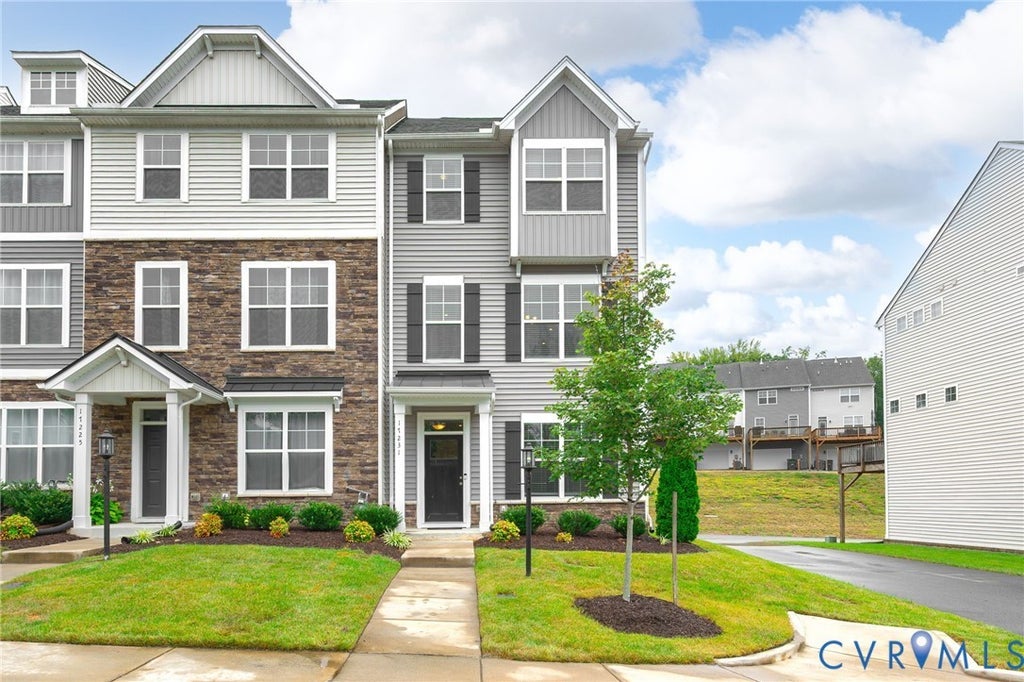 17231 Gossamer Drive, Moseley