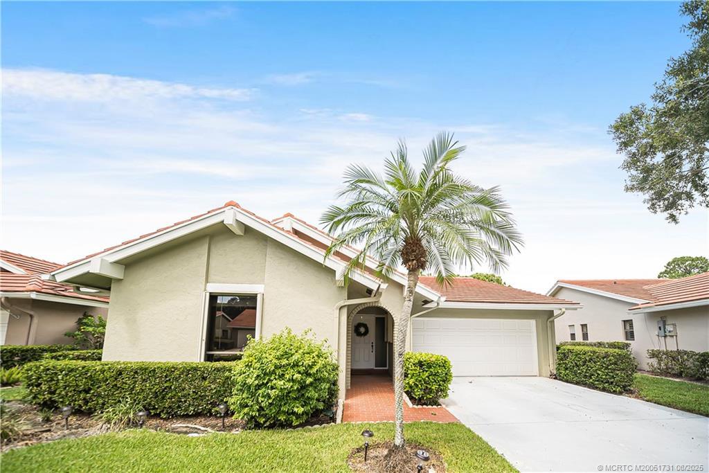 2720 Willowood Circle, Palm City