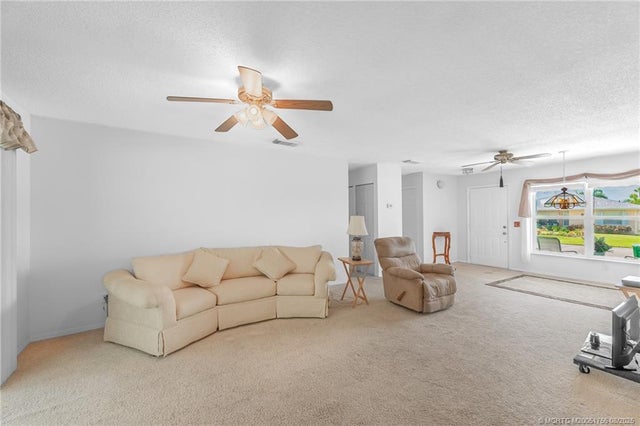 5 of 32 - 5662 Travelers Way, Fort Pierce, FL