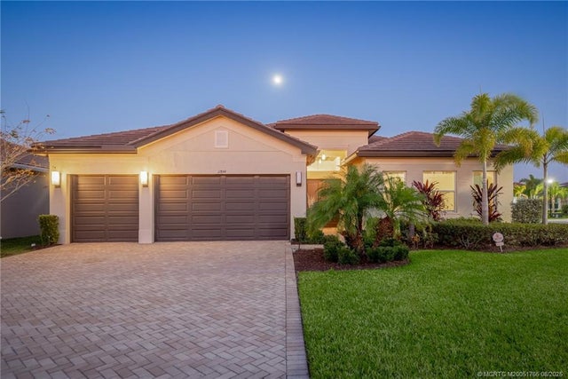 1 of 48 - 11844 Sw Sailfish Isles Way, Port St Lucie, FL