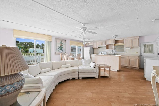 1 of 38 - 144 Se Tudor Court, Stuart, FL