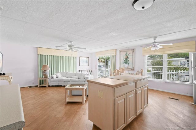 2 of 38 - 144 Se Tudor Court, Stuart, FL
