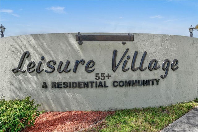 3 of 38 - 144 Se Tudor Court, Stuart, FL