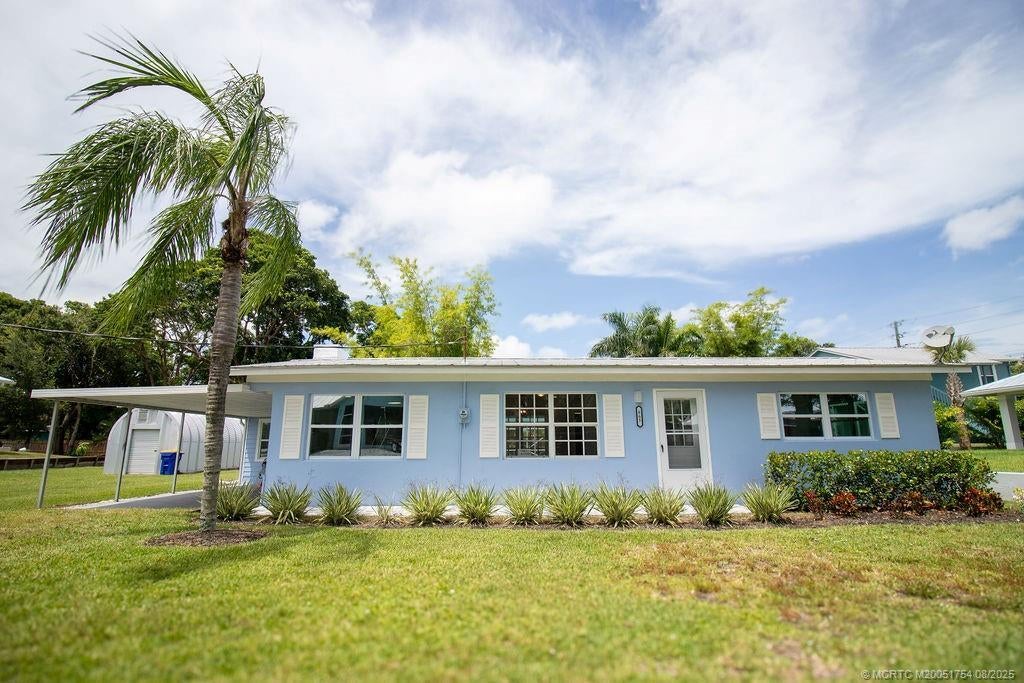 865 34th Terrace, Palm City