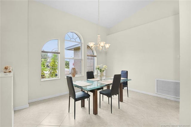 5 of 50 - 111 Sw North Danville Circle, Port St Lucie, FL