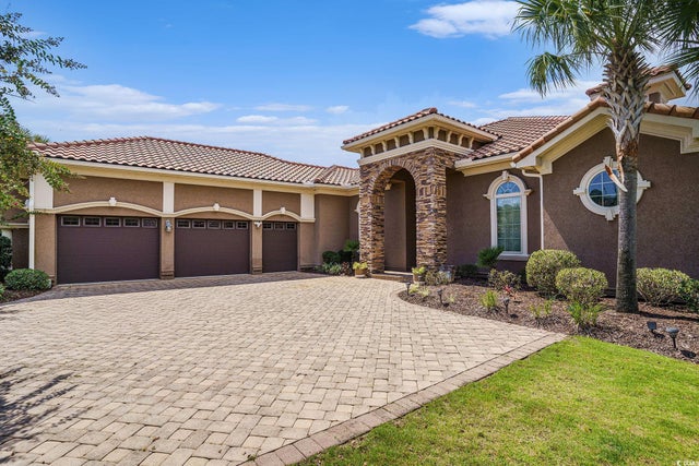 Photo of Listing #2519879