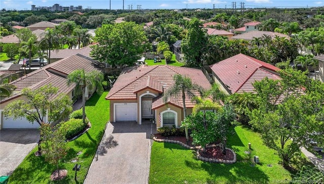 2 of 40 - 6118 Nw 41st Drive, Coral Springs, FL
