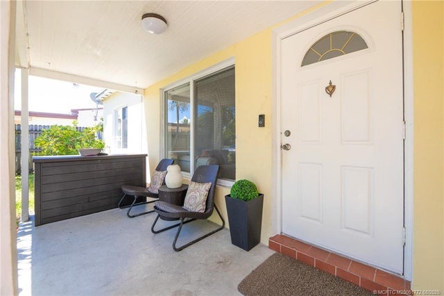 4 of 22 - 5225 Ne 5th Avenue, Oakland Park, FL
