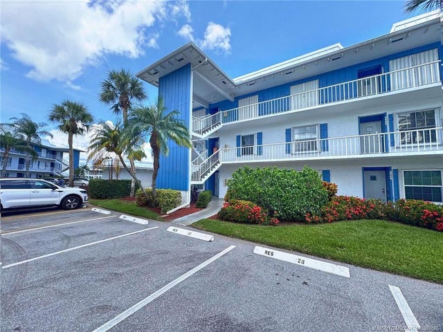2 of 52 - 1866 Sw Palm City Road #201, Stuart, FL
