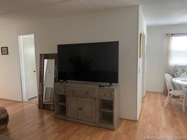 3 of 29 - 6311 Dogwood Lane, Lantana, FL