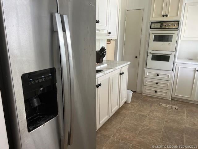 4 of 29 - 6311 Dogwood Lane, Lantana, FL