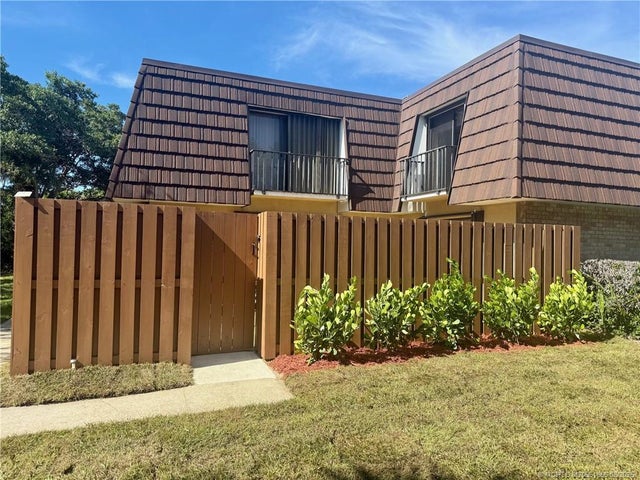 1 of 33 - 5652 Se Riverboat Drive #124, Stuart, FL