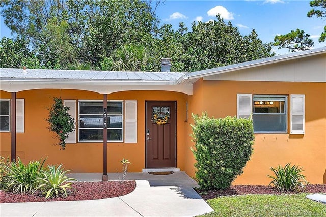 3 of 22 - 1017 Se 16th Court, Stuart, FL