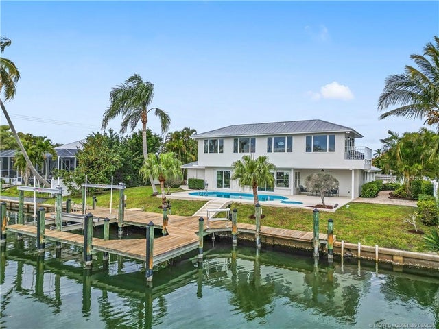 3 of 47 - 25 Park Avenue, Vero Beach, FL