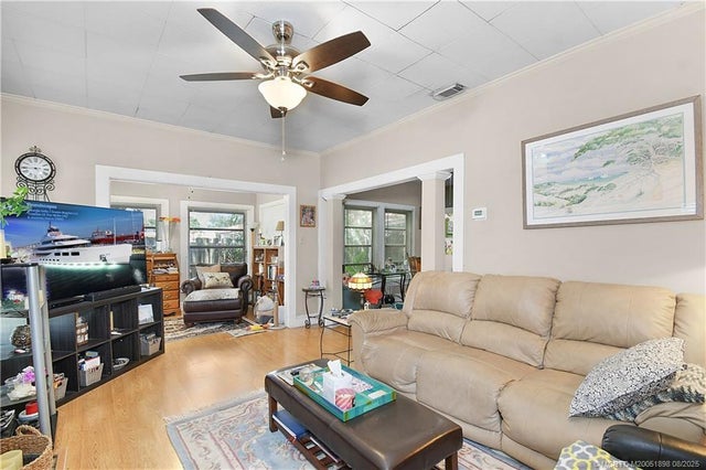 4 of 53 - 413 Se Hibiscus Avenue, Stuart, FL