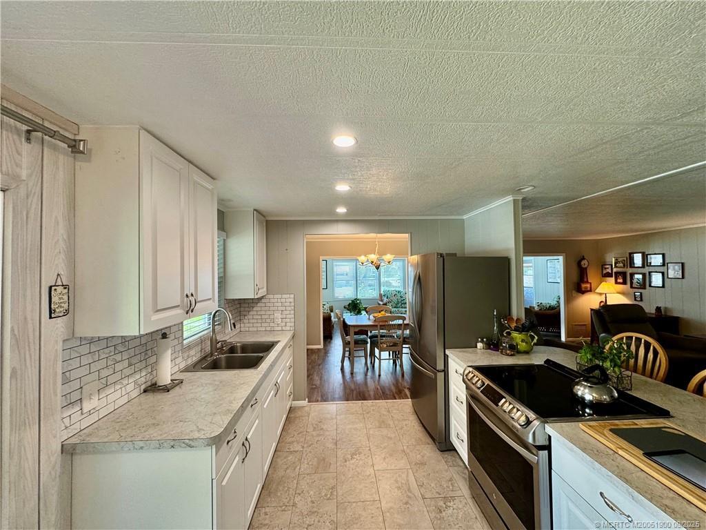 7268 Swan Avenue, Hobe Sound