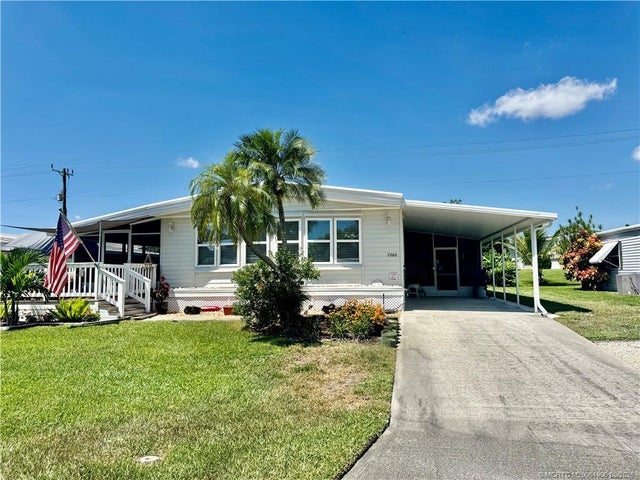 2 of 19 - 7268 Se Swan Avenue, Hobe Sound, FL