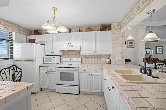 4 of 46 - 9940 S Ocean Drive #907, Jensen Beach, FL