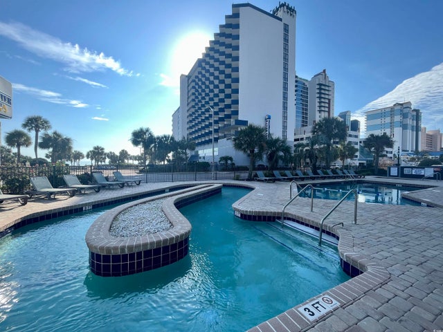 Photo of Listing #2520863