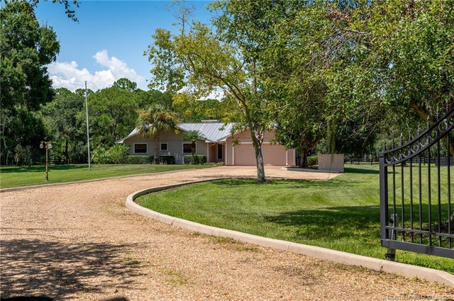 4 of 34 - 5705 Sw Woodham Street, Palm City, FL