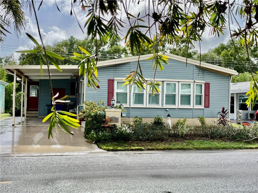 16372 Indianwood Circle, Indiantown